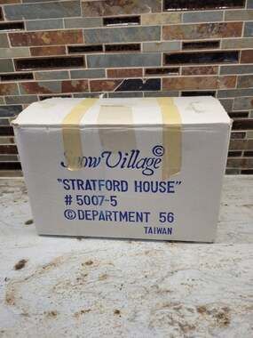 Dept 56 Original Snow Village Stratford House Vintage Christmas 50075 Box